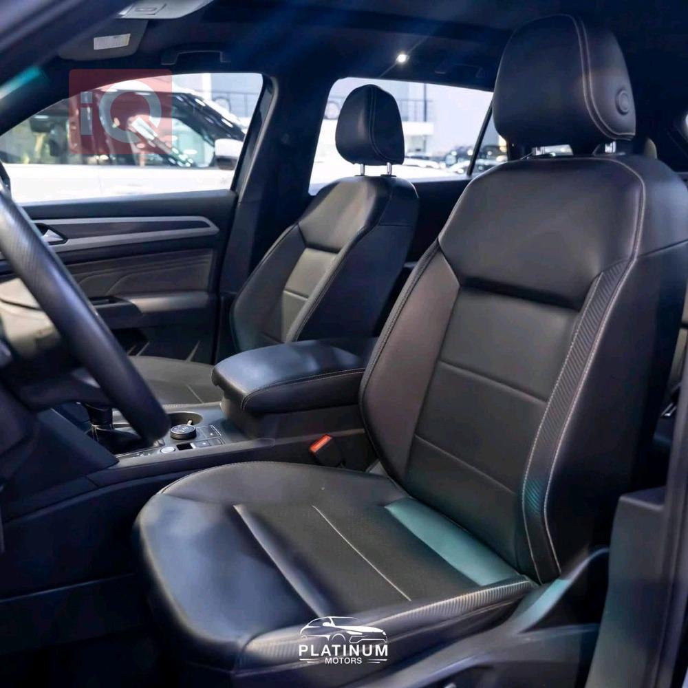 فولكسفاغن أطلس كروس سبورت